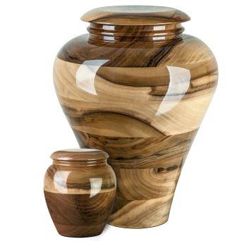 most beautiful urns, 10 most beautiful urns in the world, the most beautiful urns in the world, the most beautiful urns, most beautiful wooden urns, walnut urn