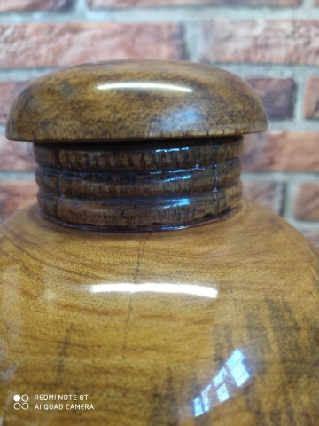 cheap-urn-mango-urn cheap urn, cheap mango urn, cheap wooden urn